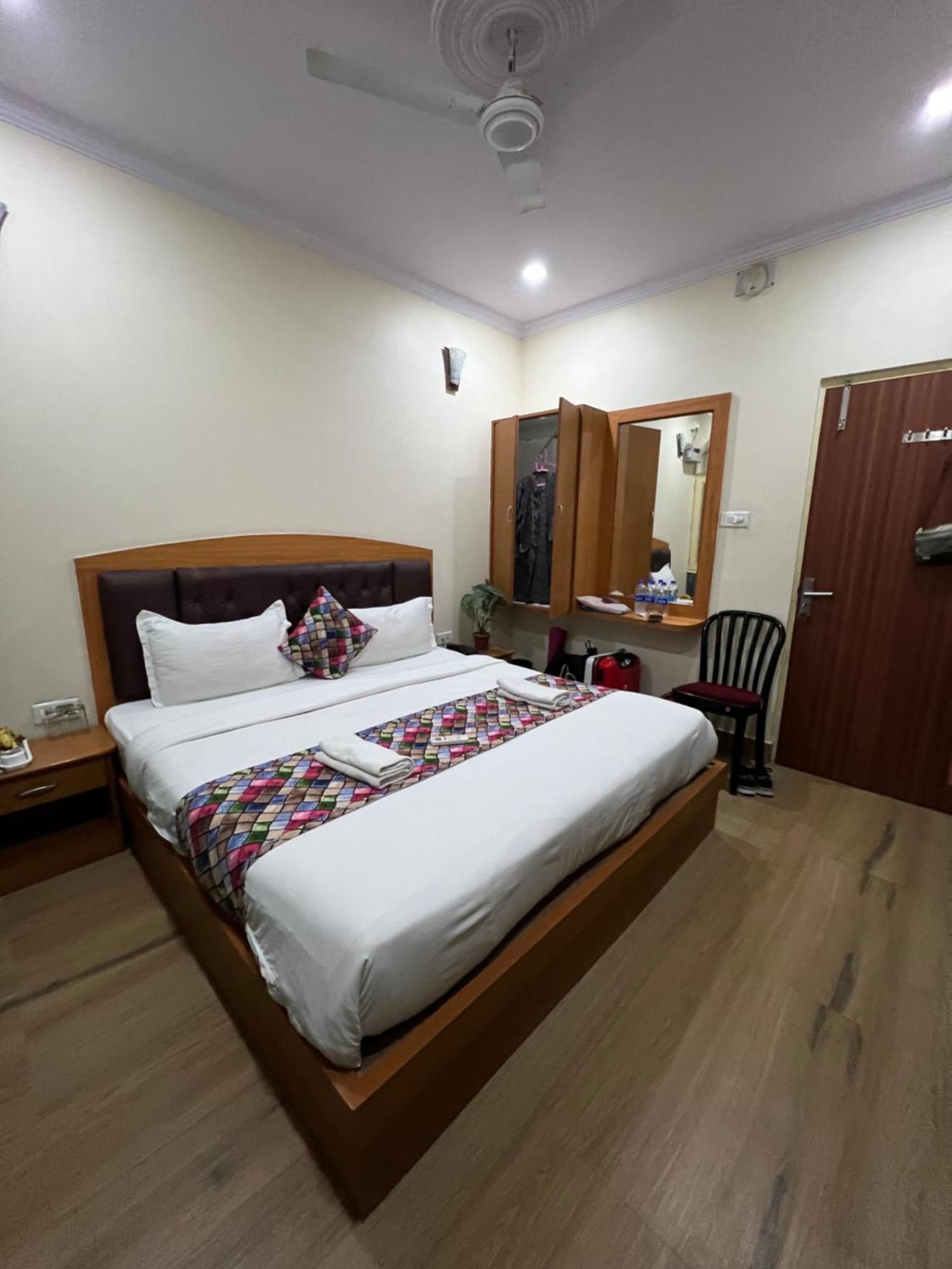The Century Plaza Hotel Waranasi Zewnętrze zdjęcie
